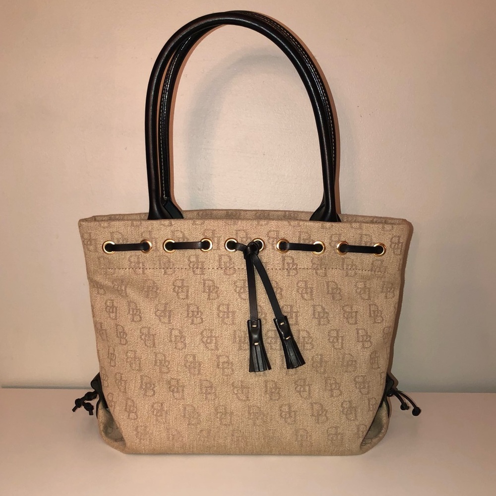 dooney & bourke purse